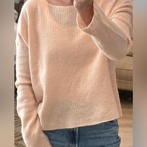 Vince Lightweight Oversized Cashmere Sweater    - Peach XS/S